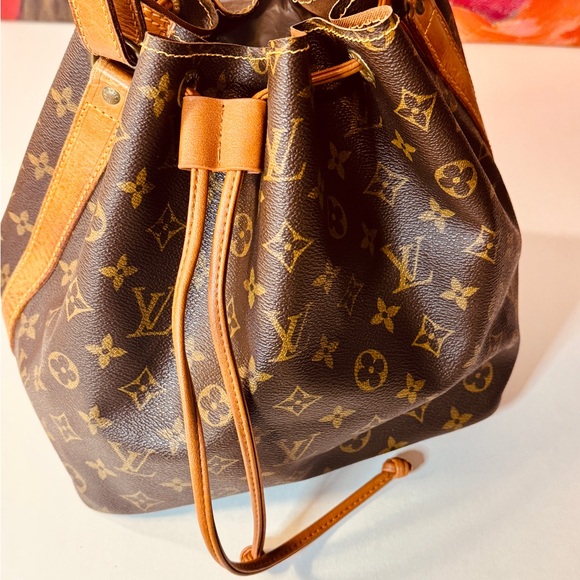 Louis Vuitton Petite Noe Brown Monogram Drawstring Bag - Picture 6 of 15